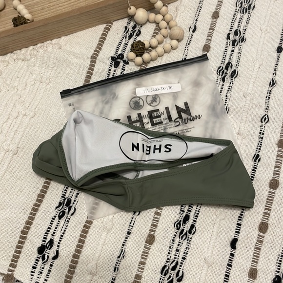 Swim bottoms - Picture 4 of 5